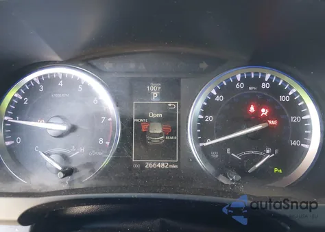 2015 Toyota Highlander Limited V6 z USA, uszkodzony, nr VIN 5TDYKRFH4FS115205